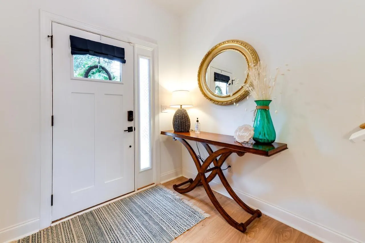 Holiday home Charlotte Getaway With Yard - 3 Mi To Uptown! Villa United States